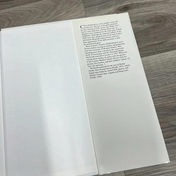 💙🧡 Vintage Hockey Allstars Hardcover coffee table book - Picture 5 of 6